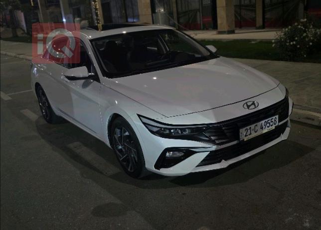 هیوندای ئەلەنترا